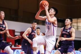 爱游戏体育-关于上海海港内部会议纪要流出——国际比赛日更衣室发声，CBA常规赛使命明确，高层口径保持一致的信息