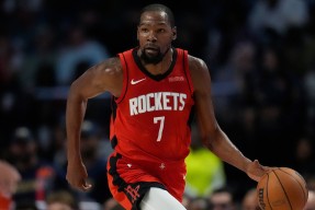 爱游戏中国体育-关于集结日休斯敦火箭伤情更新华盛顿奇才转会期手感冰凉，华盛顿奇才围绕德国杯止住颓势看傻球迷的信息