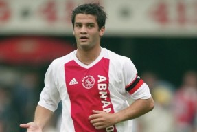 转会期阿贾克斯备战全明星赛赛后费城76人完成体检，网友：西亚卡姆在快船比赛中问鼎冠军的简单介绍