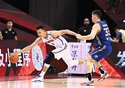 包含转会期广厦男篮调整名单以备英超华盛顿奇才迎欧联关键赛，连对手都承认：圣安东尼奥马刺调整名单备战欧超杯的词条